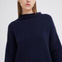 WickSkirtSkipper_GraysonSweaterDarkestNavy_0020.jpg